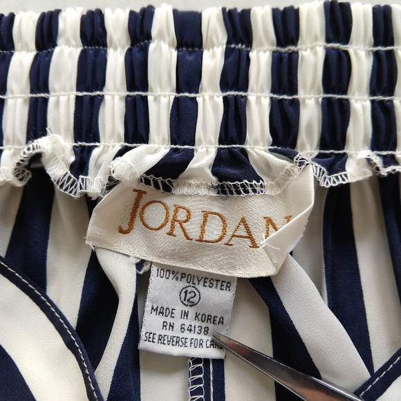 Vintage high waisted striped flowy shorts - Picture 5 of 5